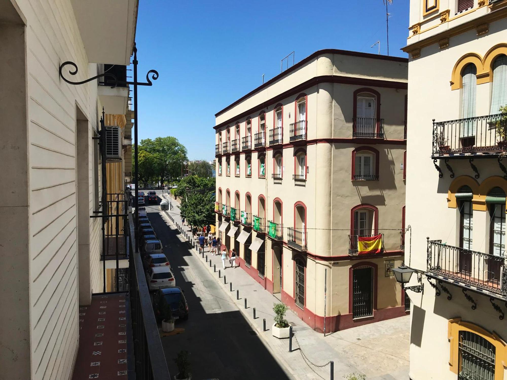 Ad21Sevilla - Suite Ngoại thất bức ảnh